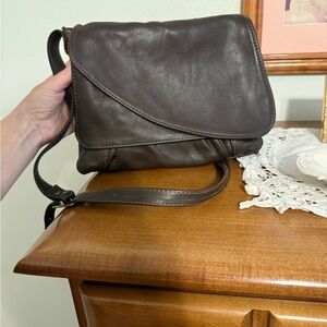 Artisan made Elegant Brown Leather HandBag Like New Condition!